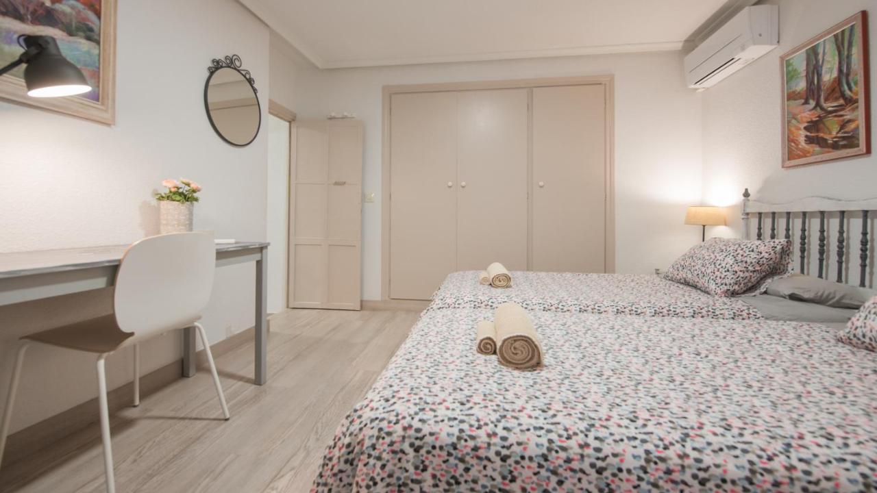 Toledo Feliz Apartments Bagian luar foto